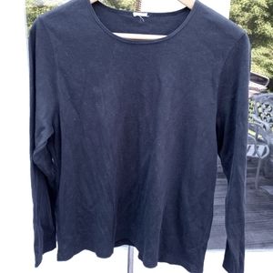 L.L. Bean Black Cotton Tee w/o Tag Size Medium